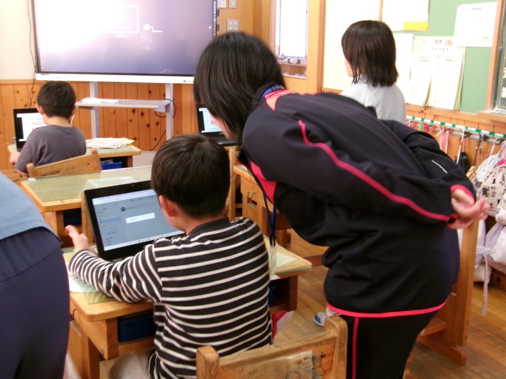 現在の画像に代替テキストがありません。ファイル名: 小学校２-scaled.jpg